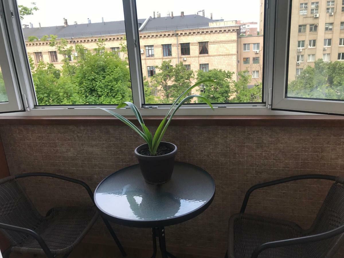 New Apartments With Panoramic Views On Avenue Nauky Jarkov Exterior foto